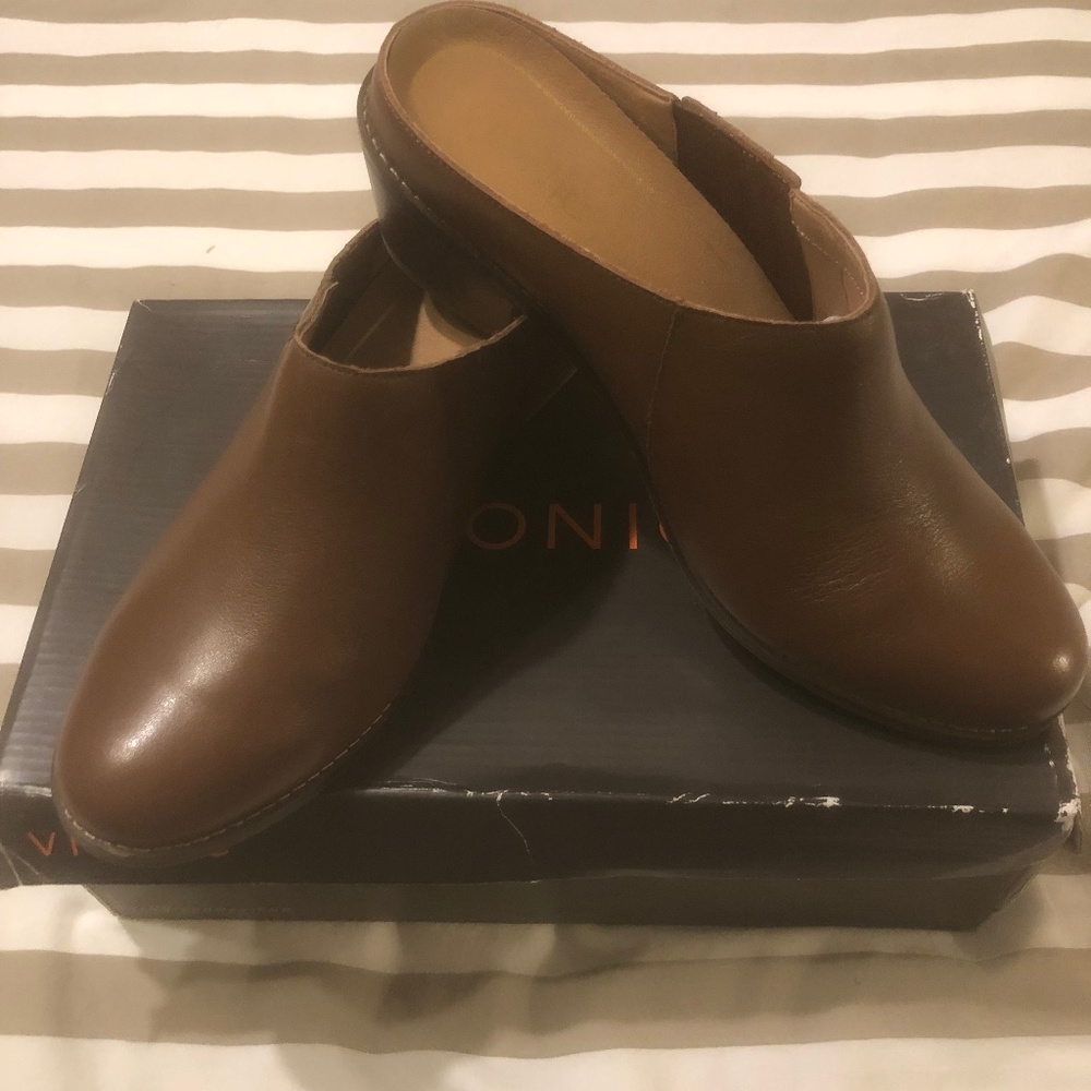 Vionic Mocha Nellie Mules Sz 9.5